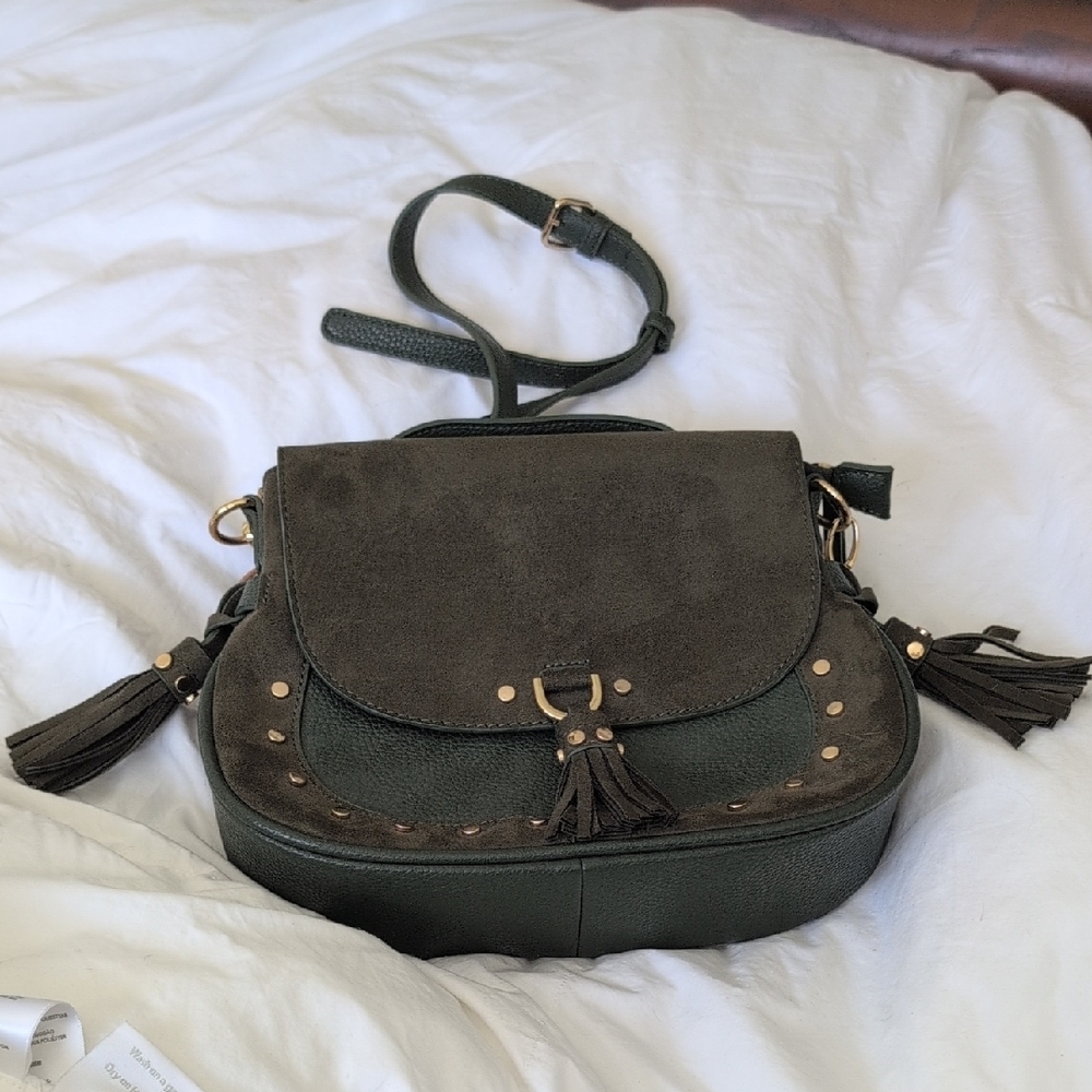 New Chic Khaki Green Crossbody Bag - Super Cute!!
